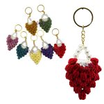 Kırmızı renkli inci detaylı amigurumi anahtarlık çanta aksesuarı