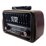 Nostaljik Radyo 86 eskinin rüzgarını yansıtan dik duruş